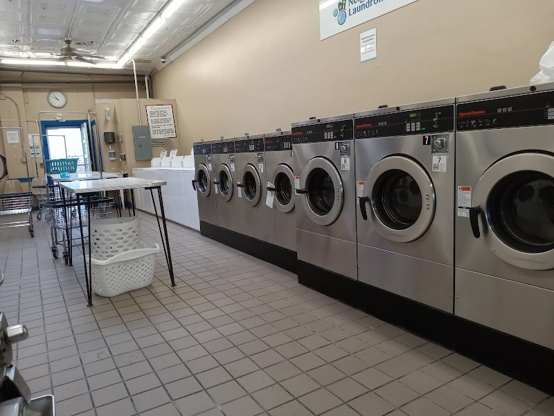 Neighborhood Laundromat, Strawberry Street Vending Machine Location