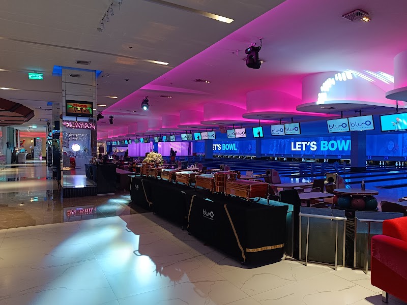 Blu-O Rhythm & Bowl Siam Paragon Vending Machine Location