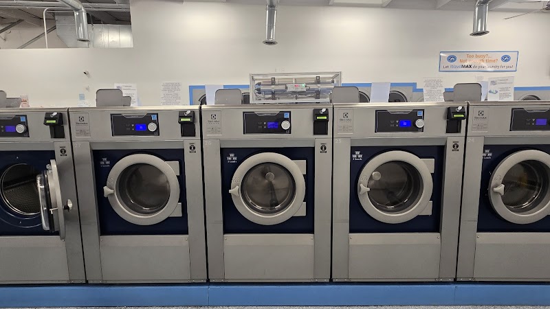 Wavemax Laundry Carrollton, TX Vending Machine Location