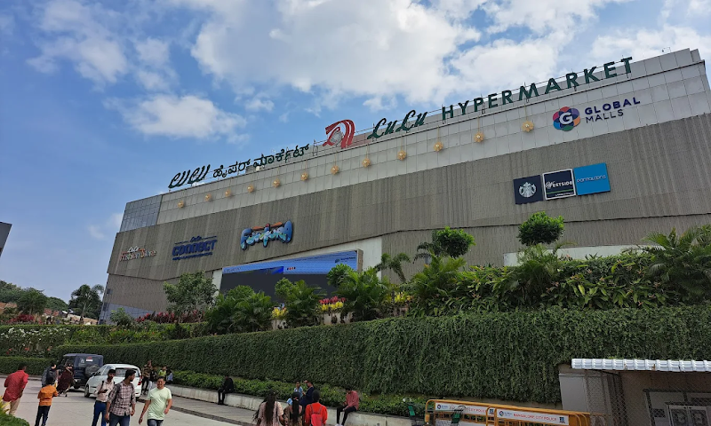 Lulu Hypermarket Vending Machine Location