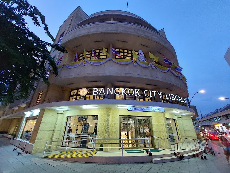 Bangkok City Library Vending Machine Location
