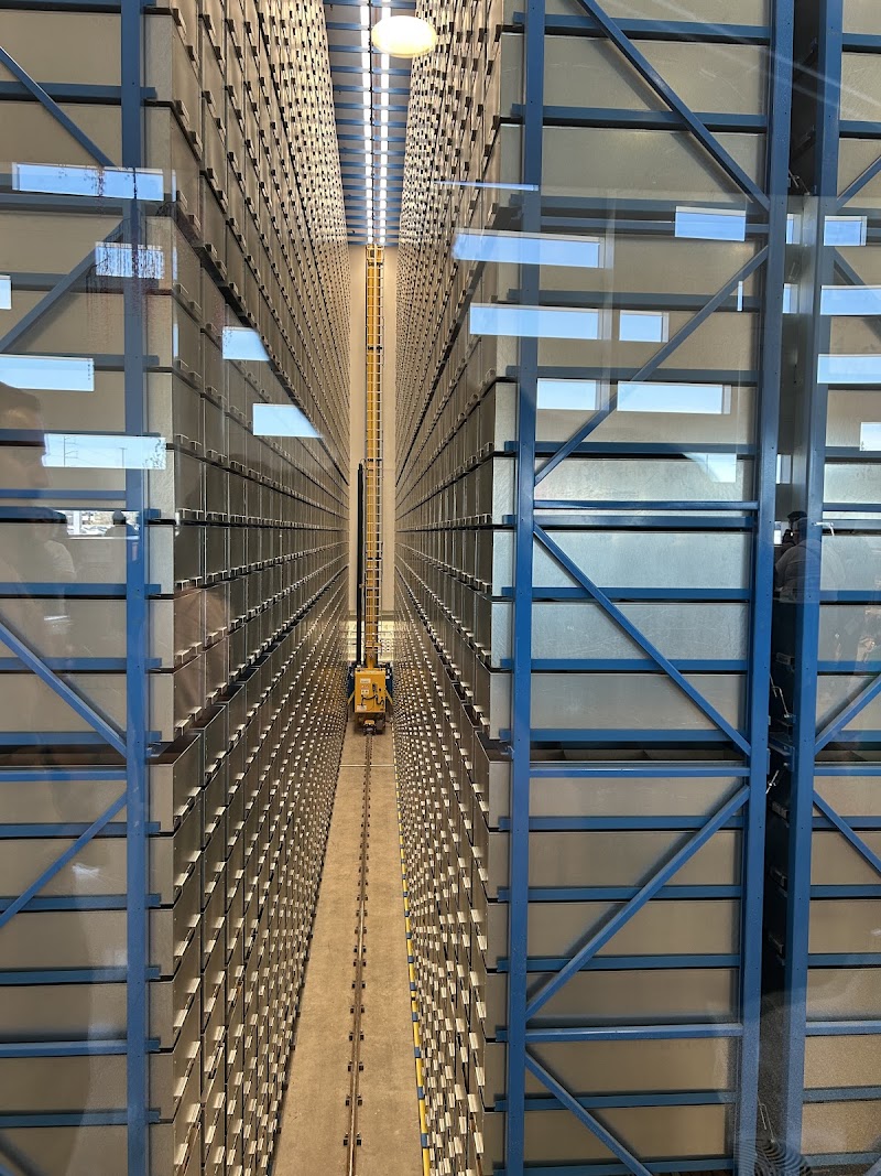 Central Library, Omaha Public Library Vending Machine Location
