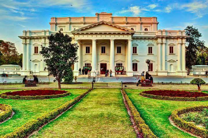 Quaid-e-Azam Library Vending Machine Location