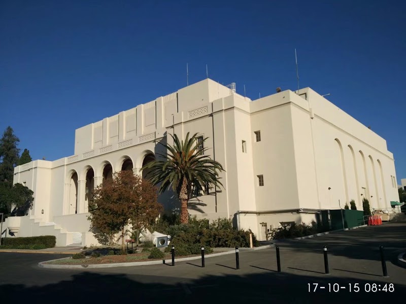 Pomona College Vending Machine Location